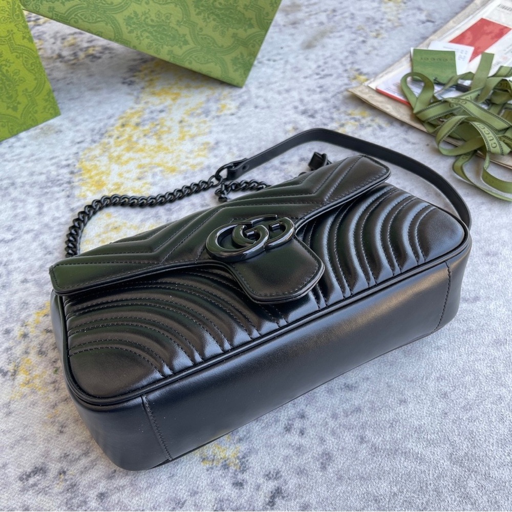 Gucci GG Marmont black leather shoulder bag